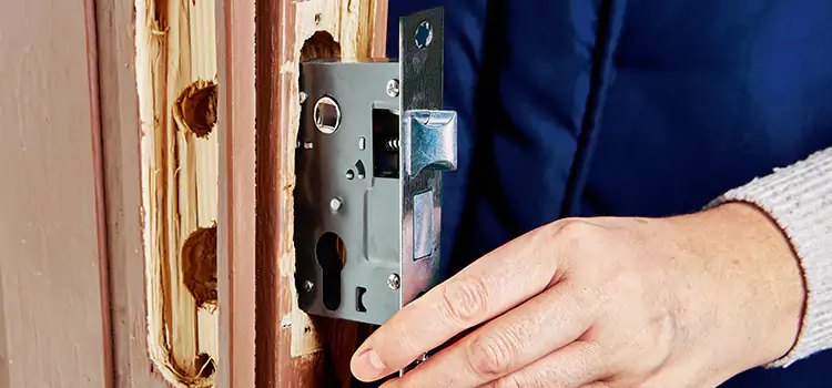 Garage Door Lock Replacement Eastchester